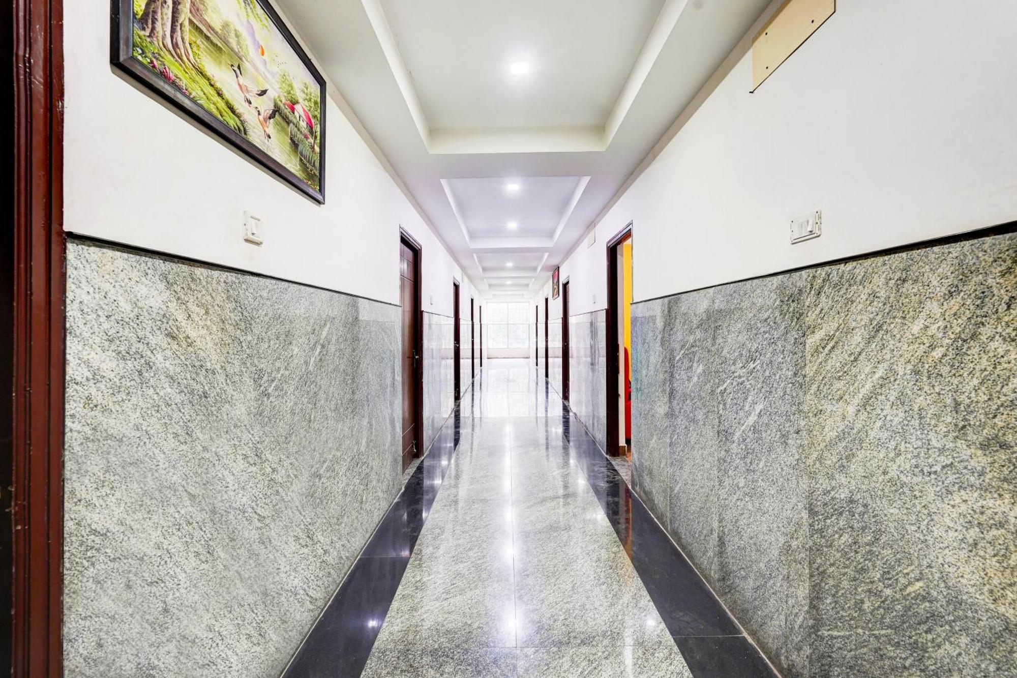 Hotel O Ambur ภายนอก รูปภาพ
