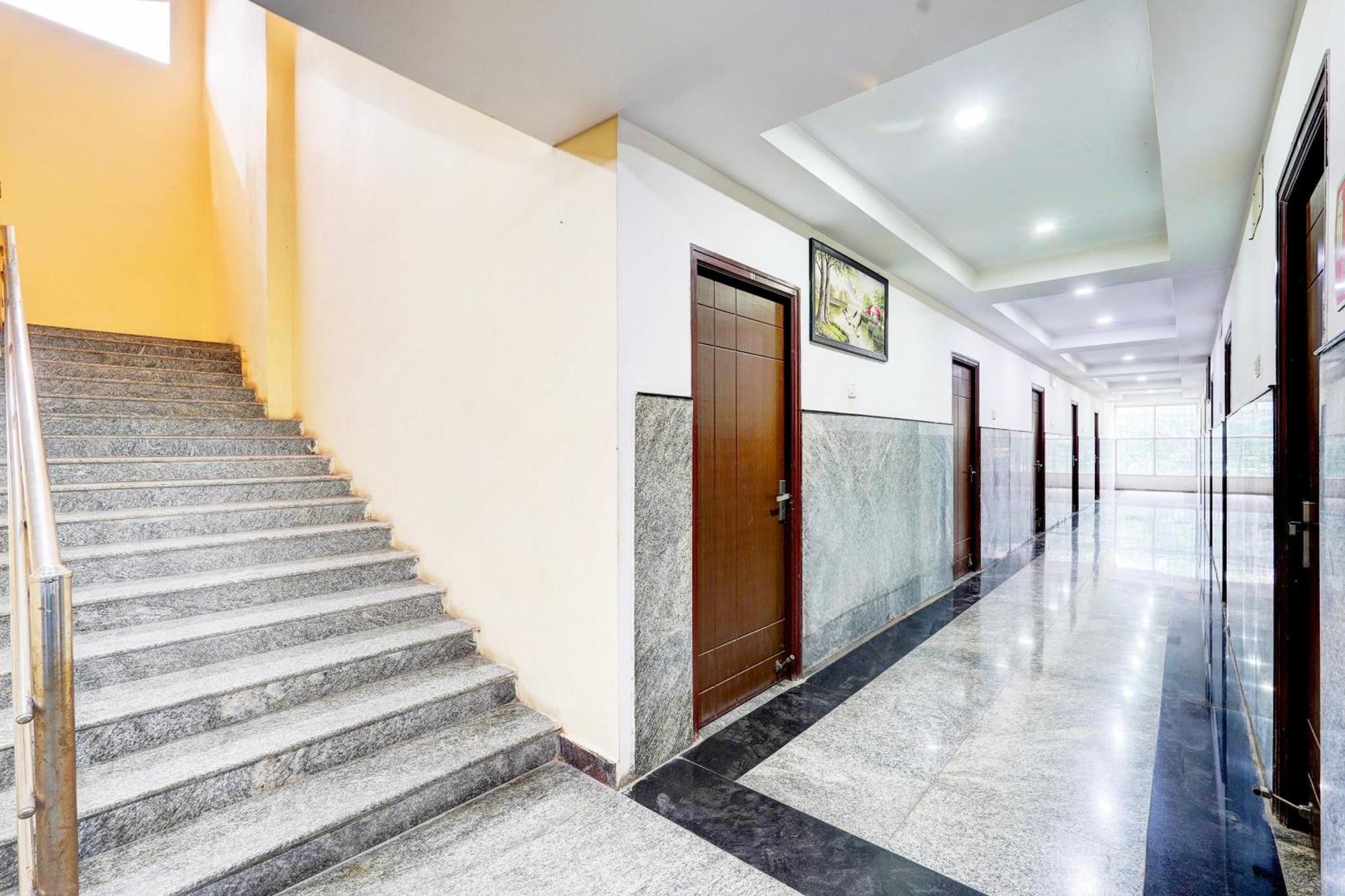 Hotel O Ambur ภายนอก รูปภาพ